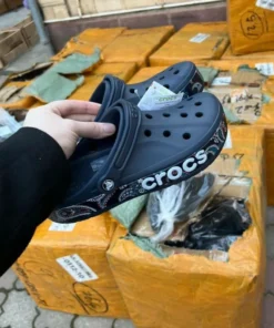 Crocs Shoe Pallet