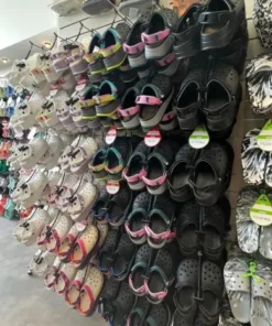 Crocs Sandals Pallet For Sale | 215 Pairs